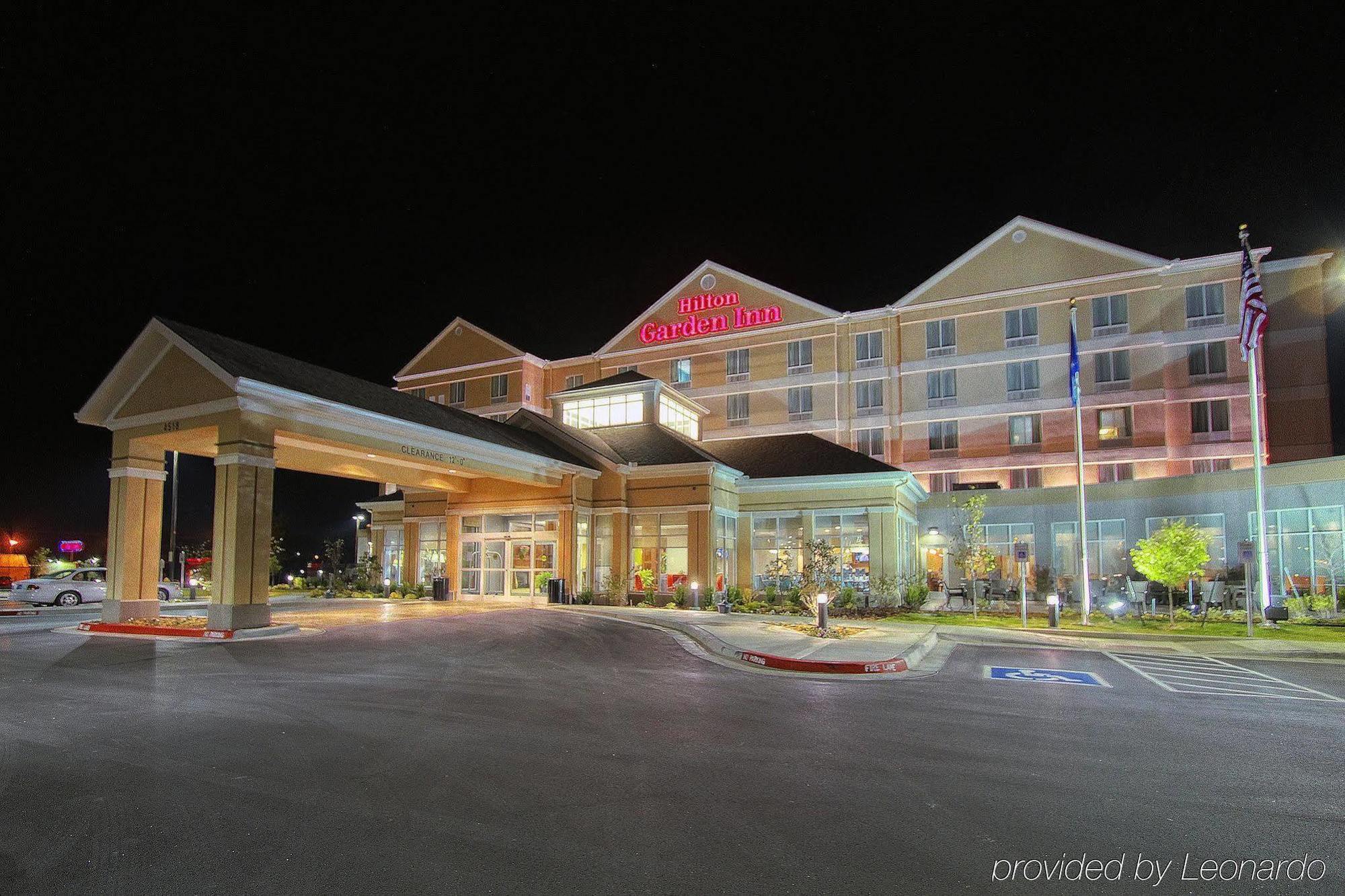 Hilton Garden Inn Midtown Tulsa Exterior foto
